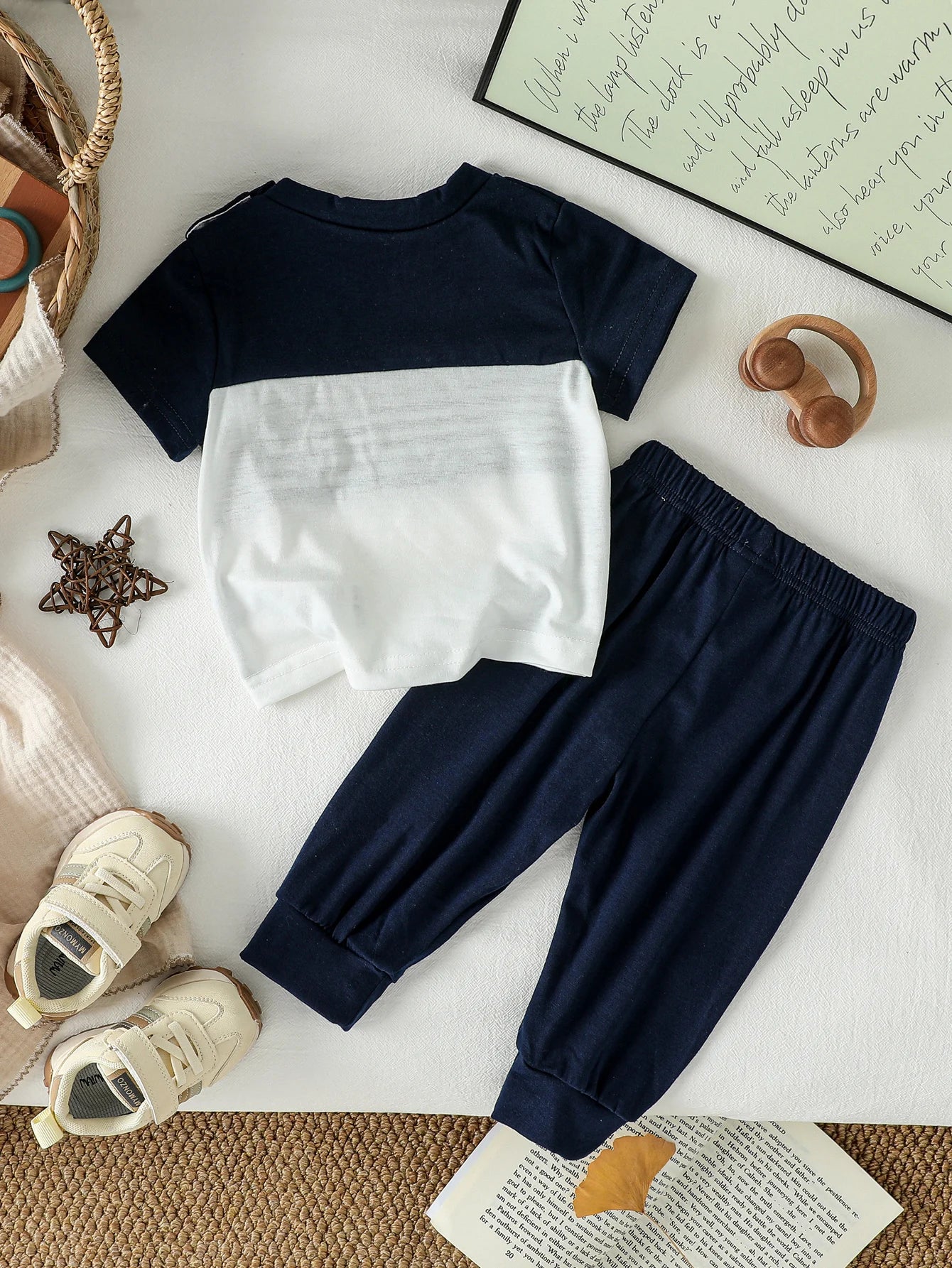 Toddler Boys Summer Outfits: Striped Short Sleeve T-Shirt &amp; Long Pants 2-Piece Casual Daily Clothes Set.