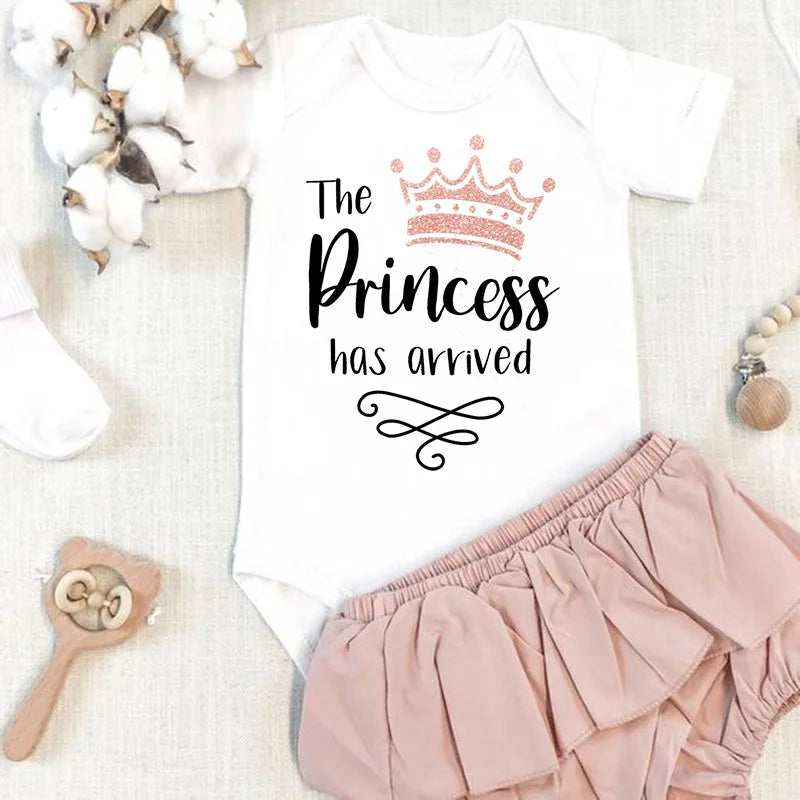 The Princess Has Arrived Baby Bodysuit, Baby Girls Short Sleeve Clothes Romper, Newborn Crown Print Jumpsuit, Infant Shower Gifts