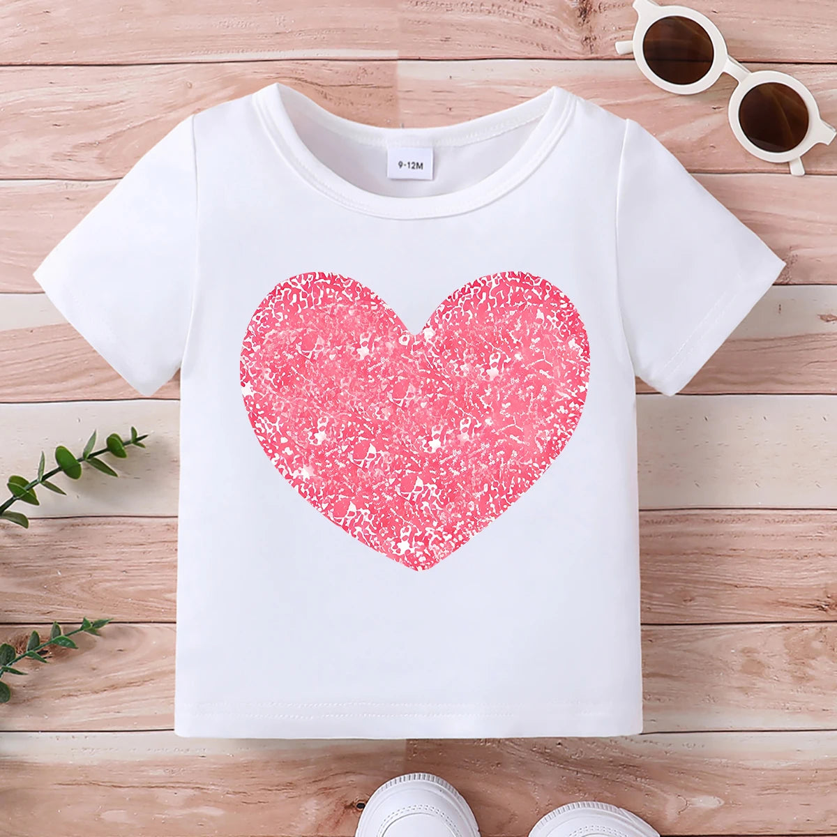 Summer T-shirt Round Neck Short Sleeved Heart-Shaped Pattern Top Stylish Versatile Multiple Options Baby Children's Clothing
