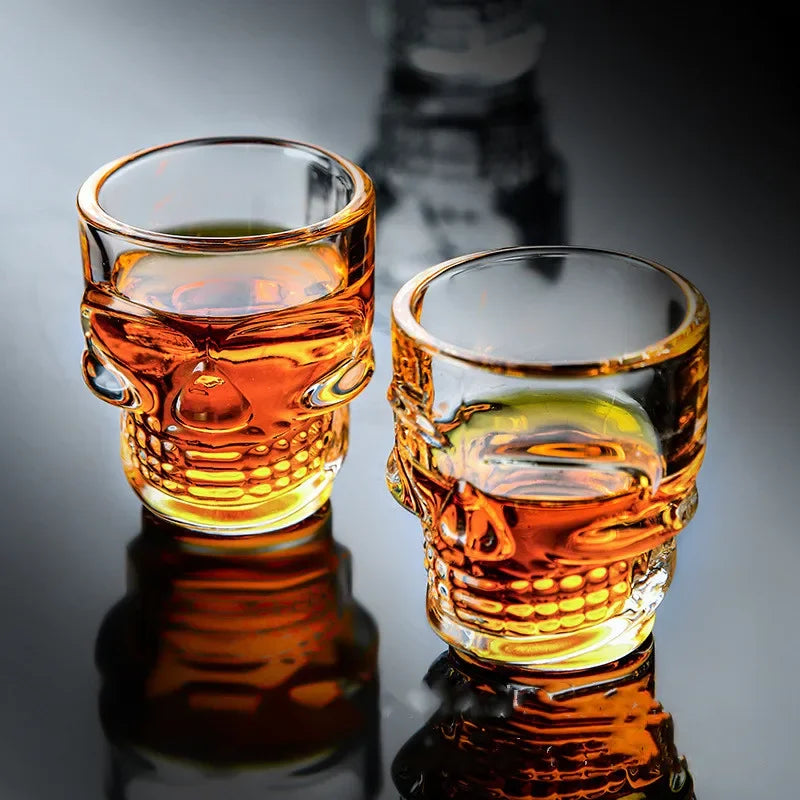 1/2Pcs Skull Head Shot Glass Cup Creative Clear Crystal Wine Cup Liquor Whiskey Vodka Beer Steins for Party Bar Halloween Gifts