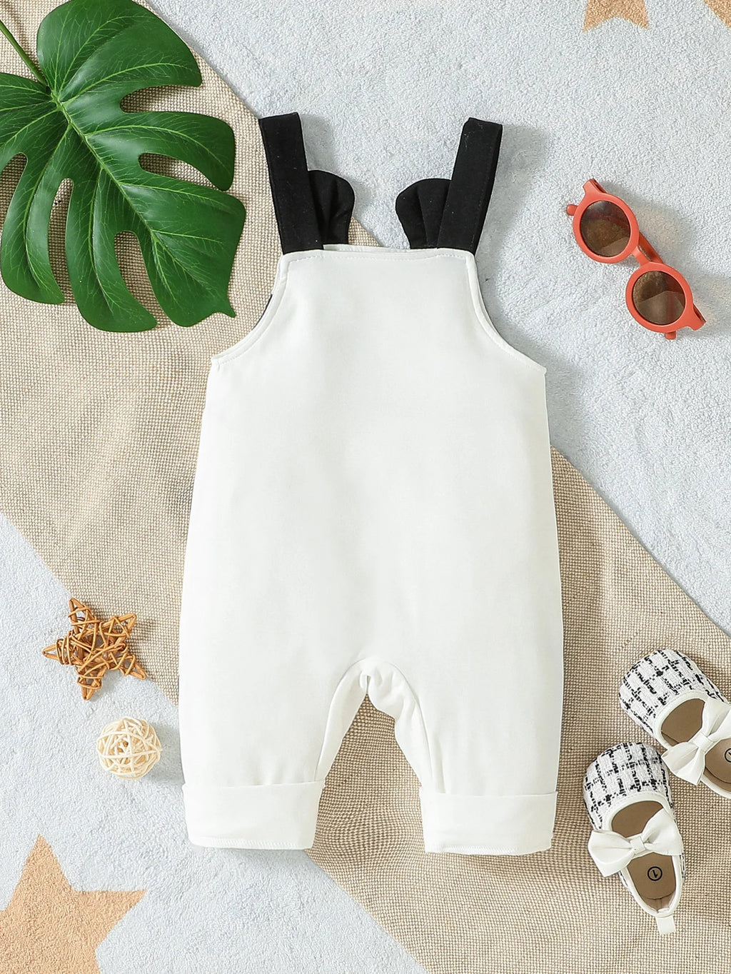 Baby Cute Sleeveless unisex Summer Cartoon Cow White Suspender Trousers For Casual Daily Wear