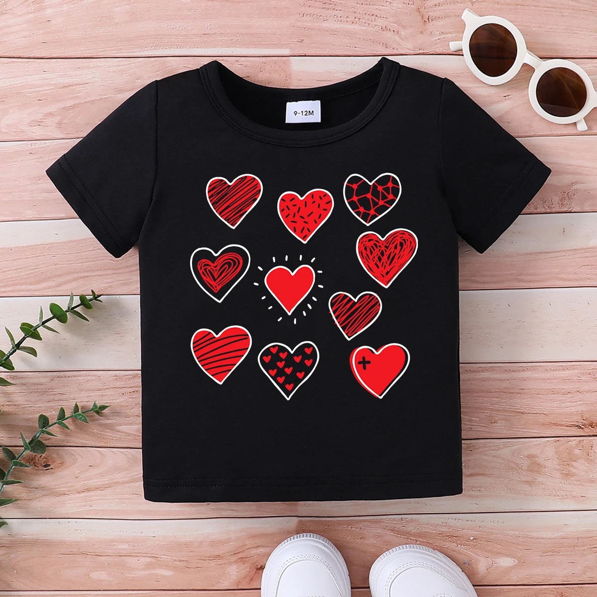 Summer T-shirt Round Neck Short Sleeved Heart-Shaped Pattern Top Stylish Versatile Multiple Options Baby Children's Clothing