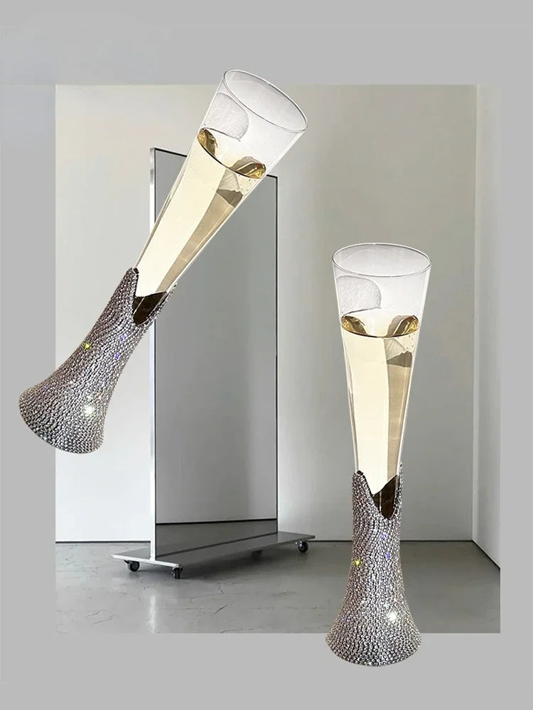 Diamond Women's Champagne mug Set with Diamond Crystal Glass High Leg Wine Cup Drink Cup Gift Wine Glass Beautiful Cups 150ml