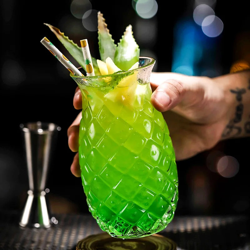 Pineapple Shaped Cocktail Glass Creative Bar Transparent Juice Cup Elegant Special Drink Glass for Restaurant Party Bar Supplies
