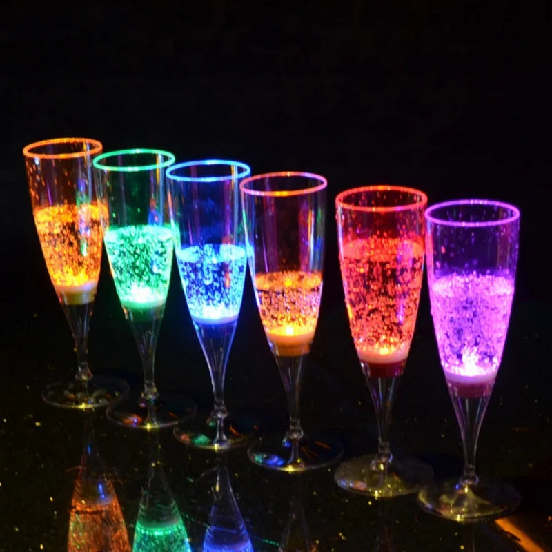 6PCS LED Luminous Wine Glasses for Wedding, Lover's Wedding Champagne Goblet - Ideal Banquet Decoration