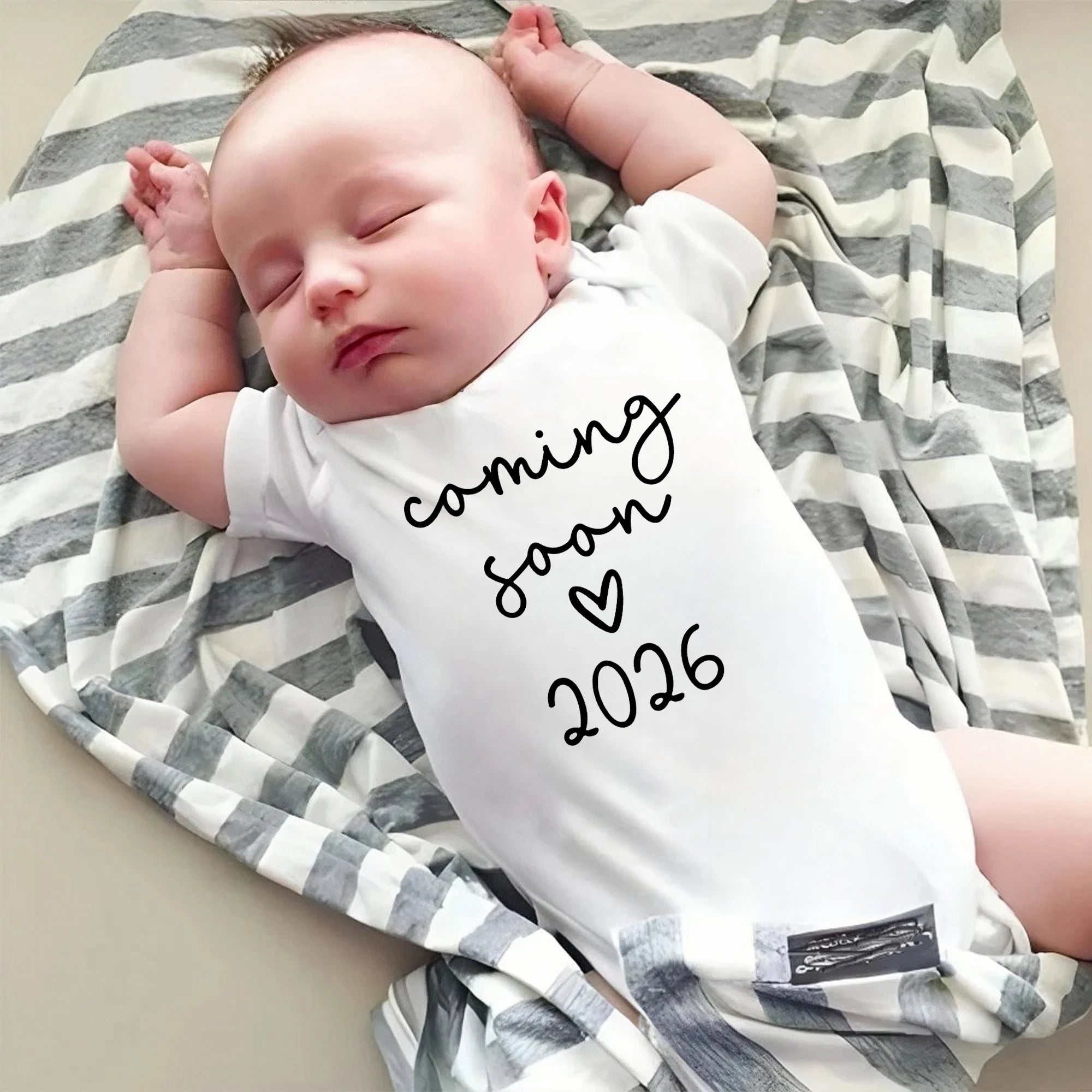Coming Soon 2026 Baby Announcement Clothes Cotton Newborn Baby Bodysuits Summer Boys Girls Romper Body Pregnancy Reveal Clothes