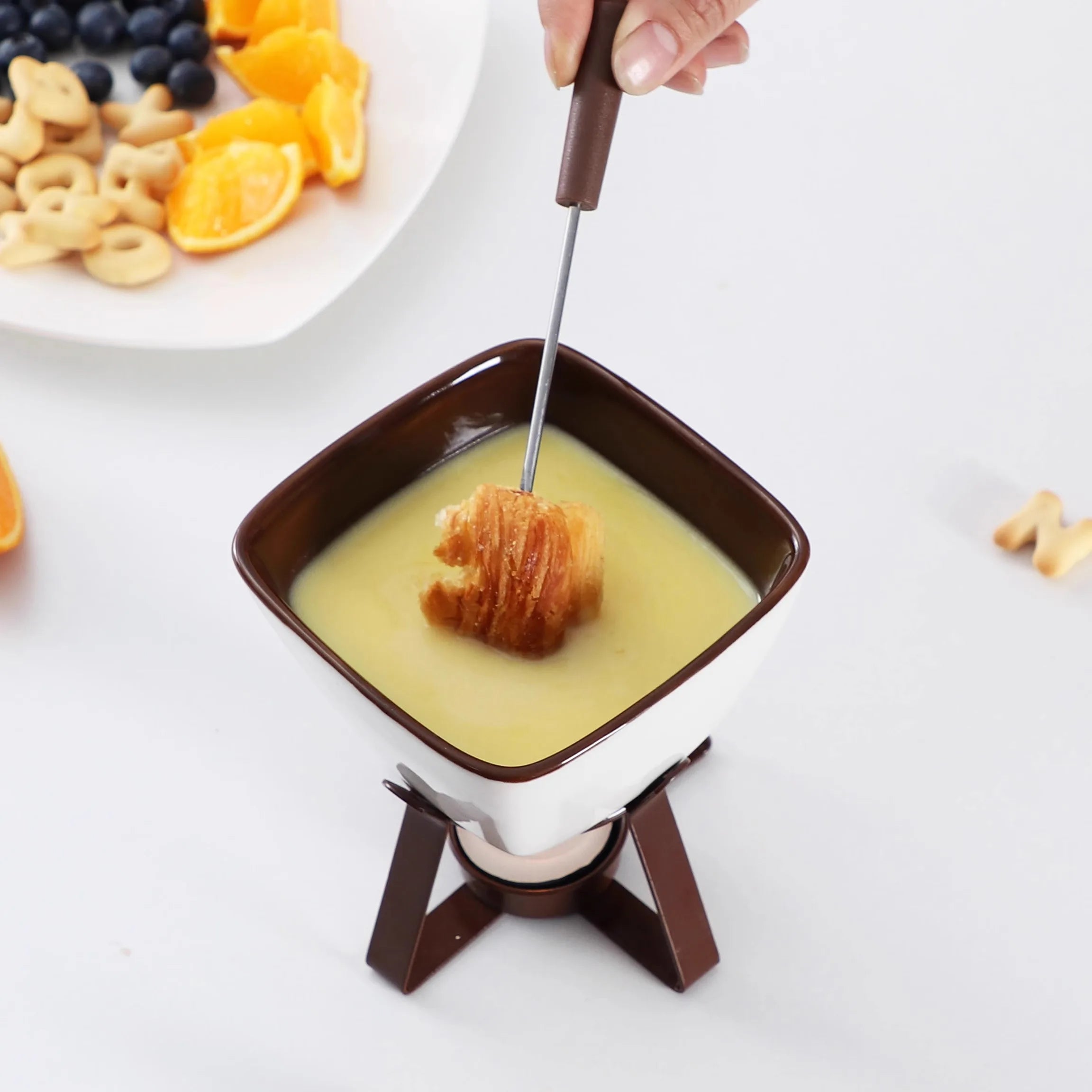 Creative Ceramic Fondue Pot for Chocolate, Cheese, and Ice Cream - Perfect for Melting and Keeping Warm