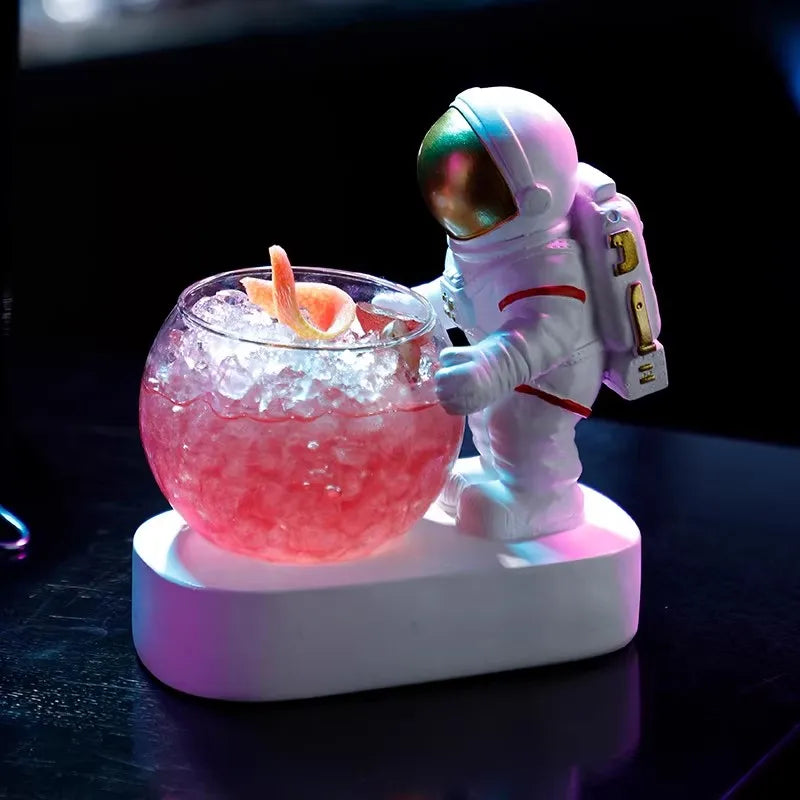 250ml Creative Astronaut Cocktail Glasses Personalized Juice Beer Cup Luminous Mixed Wine Cup Special Drink Glass Cocktail Set