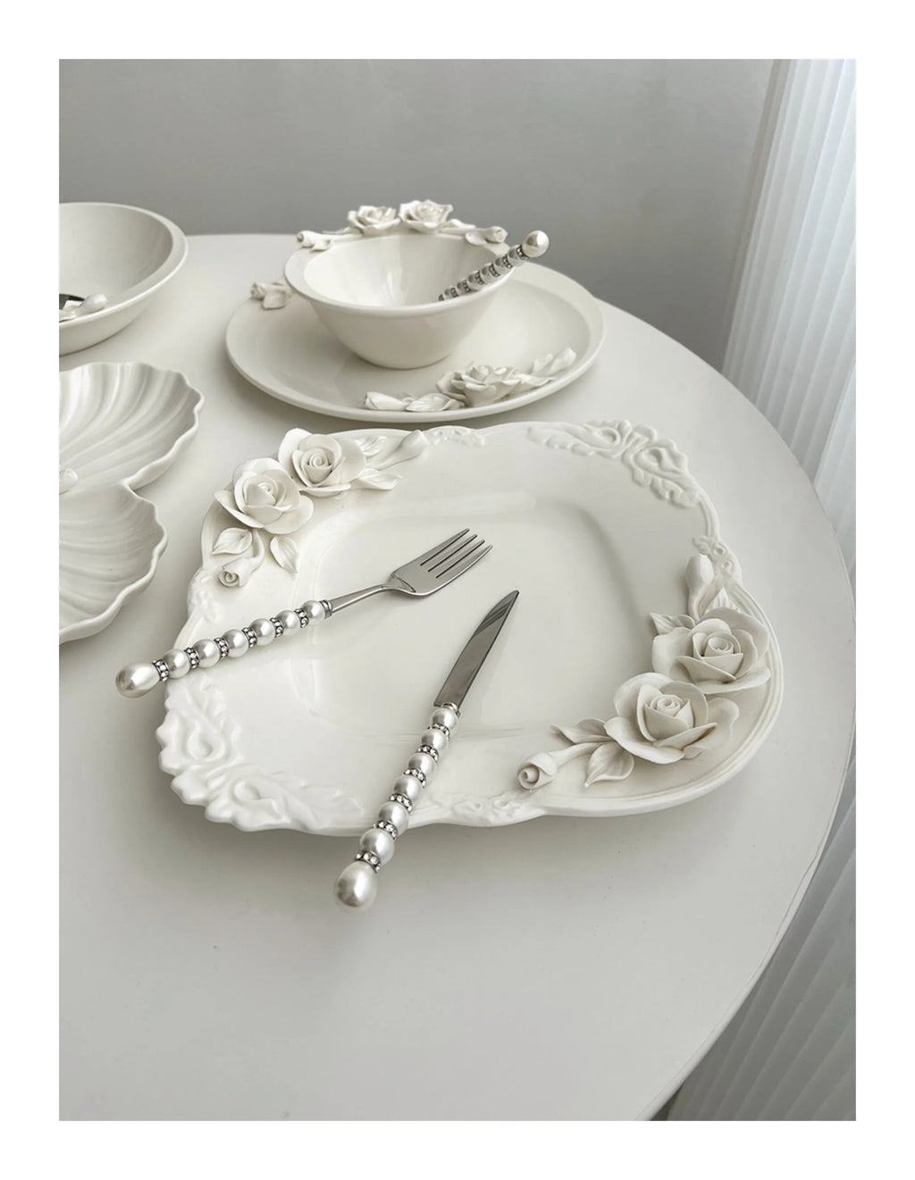 European Relief Hand Held Flower Bowl, Plate, Cup And Tableware Set For Home Afternoon Tea, Exquisite Ceramic Display Plate