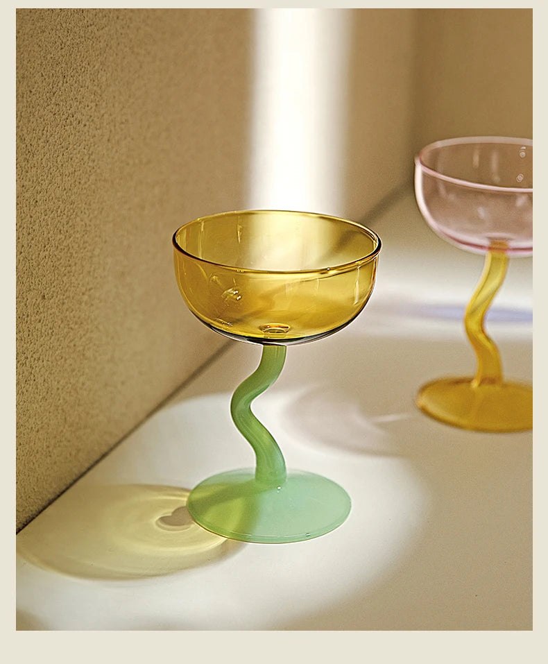 Round Bowl Goblet Dessert Glass Mug S-shaped Cup Stem Ice Cream Bowl Cup Milkshake Dessert Cup Colored Borosilicate Glass
